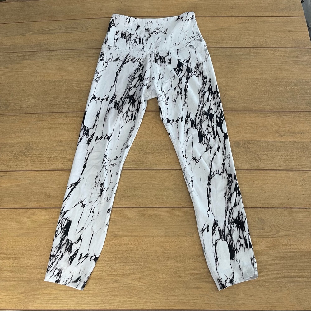 Beyond Yoga Pants White Marble Olympus High Rise Leggings Size XS